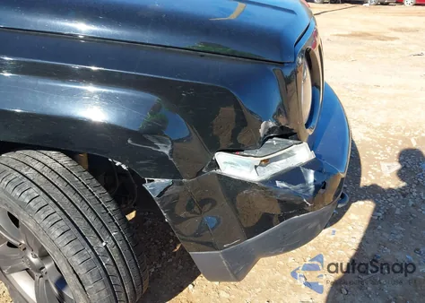 2017 Jeep Patriot 75Th Anniversary Edition 4X4 z USA, uszkodzony, nr VIN 1C4NJRBB9HD101516